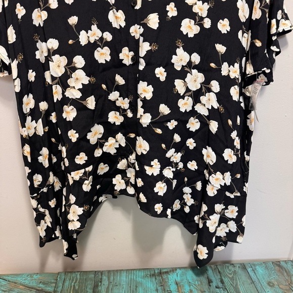 Lord & Taylor Black Floral Button Down Shirt Size XL NWT - Picture 4 of 8